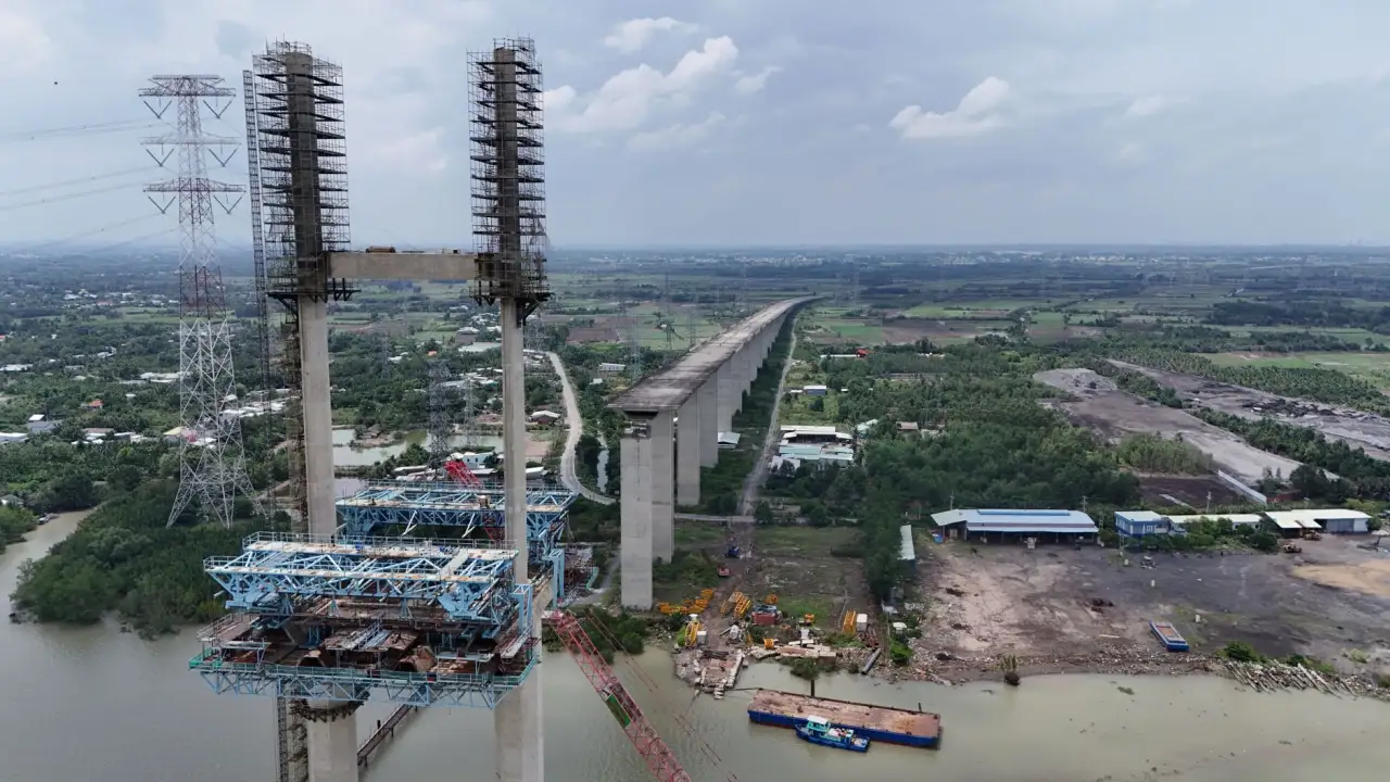 昆明中小企业品牌视觉系统建设：标志设计与VI落地方案解析