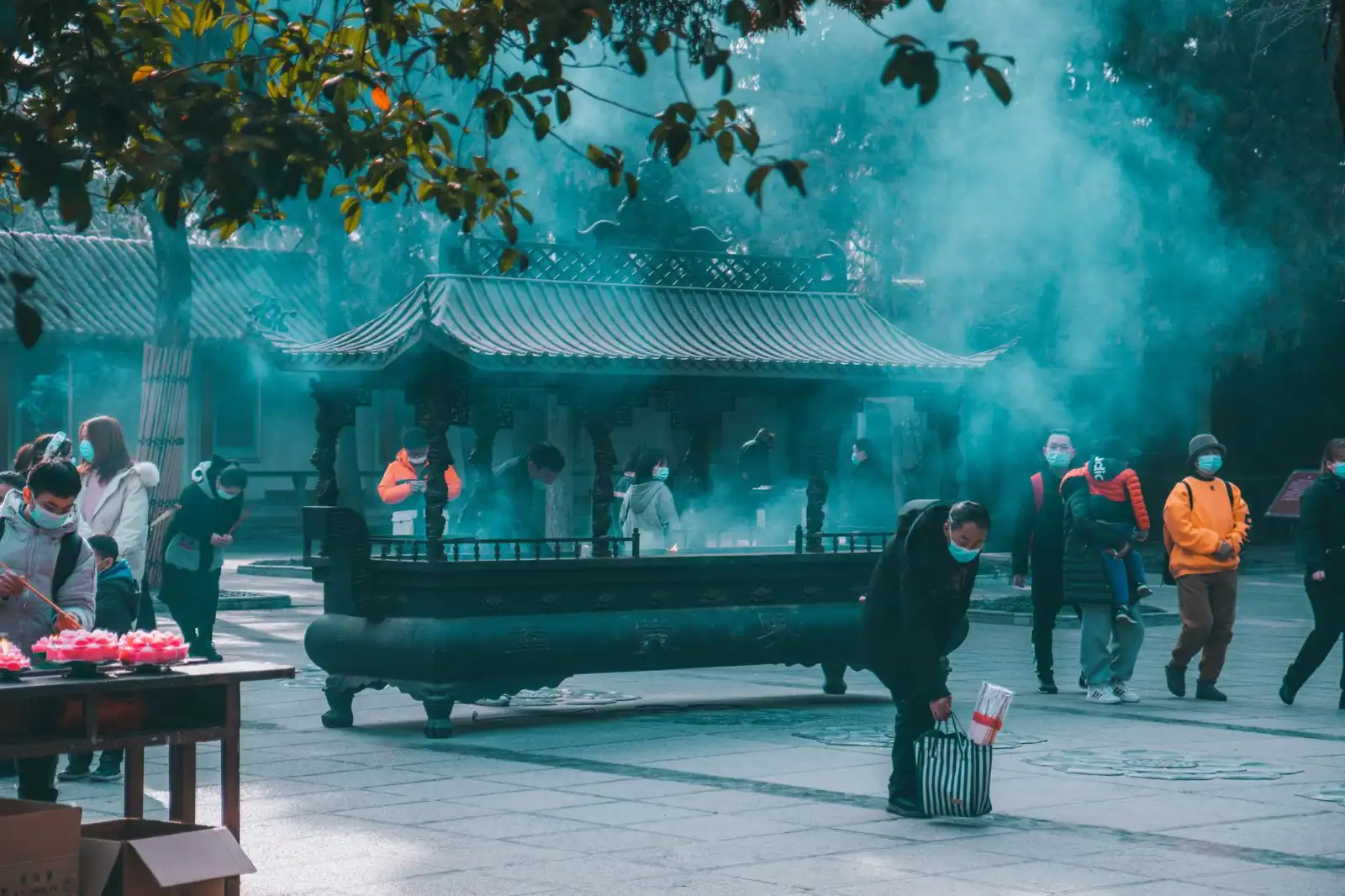 品牌VI设计中的色彩心理学应用:提升云南企业辨识度的关键技术