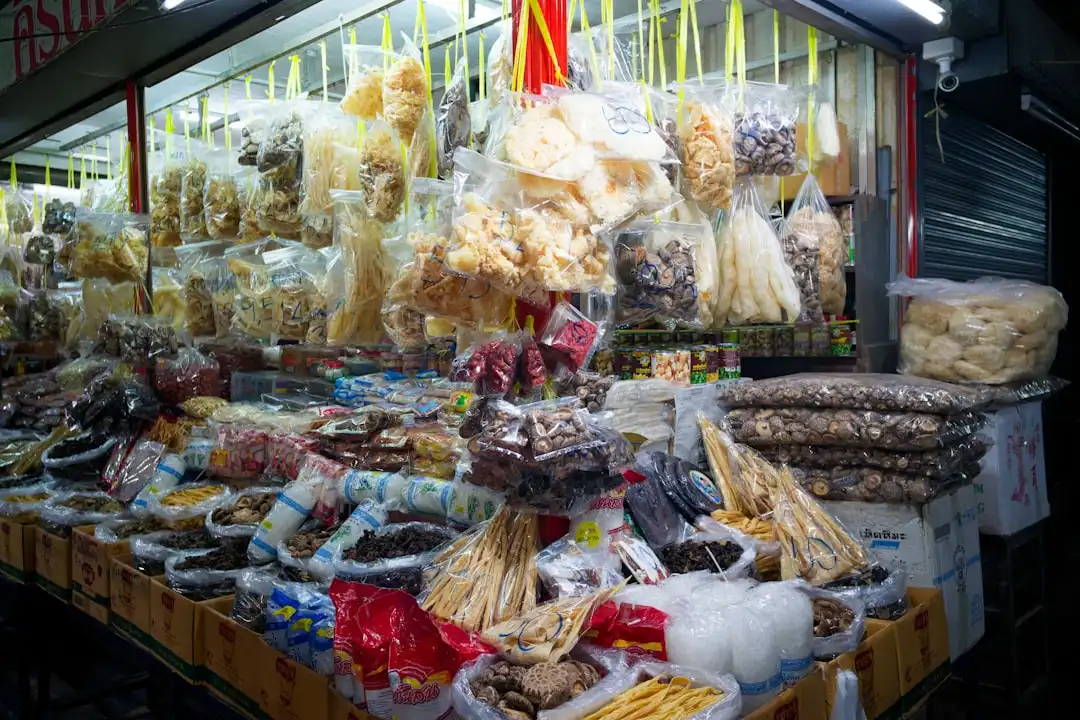 云南烘焙品牌VI设计案例：从标志到包装的系统化视觉升级