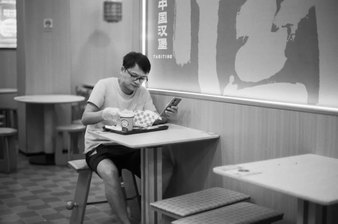 昆明企业品牌定位与VI视觉设计全流程解析