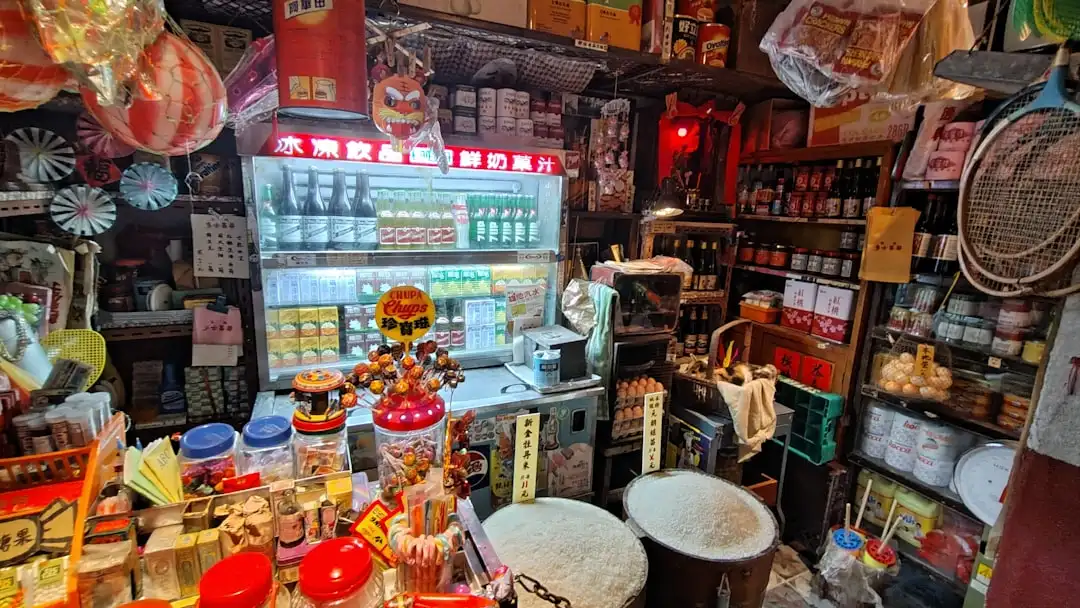 云南企业品牌视觉系统建设趋势：从标志设计到VI设计的整合路径